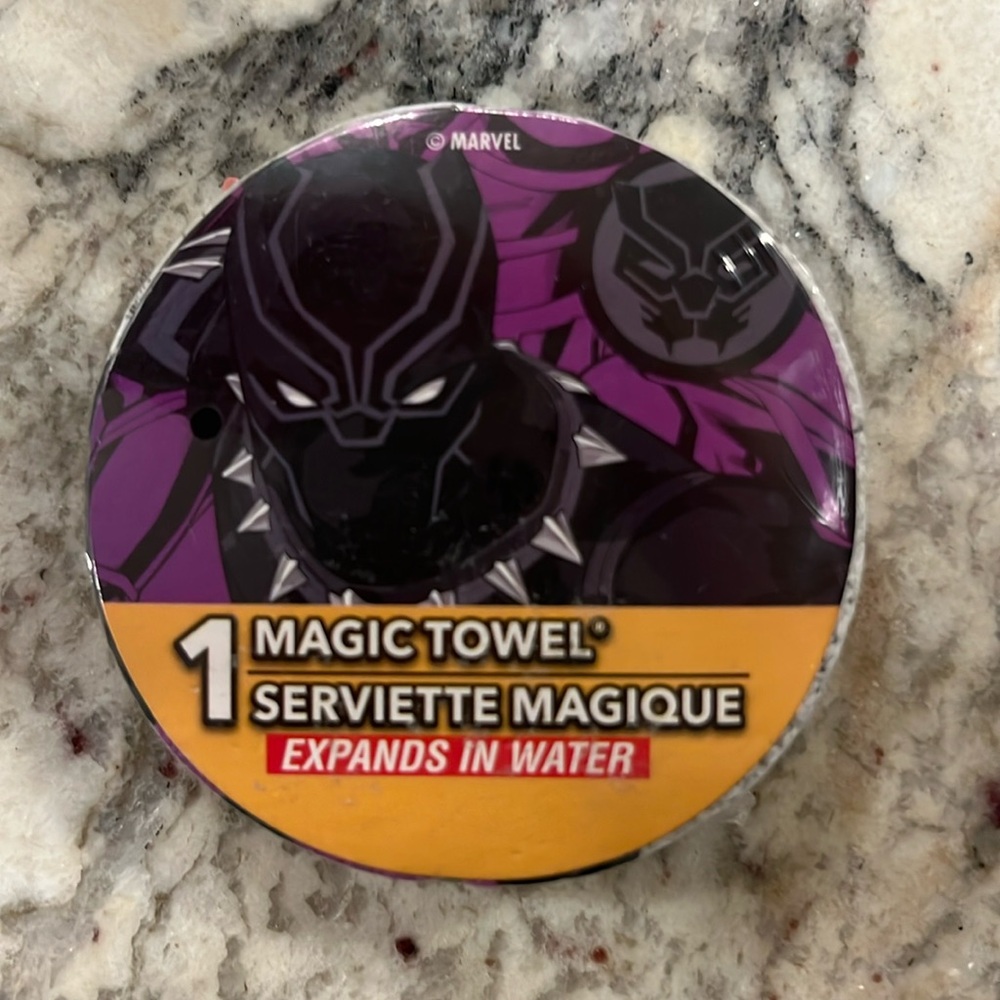 Marvel Avengers Magic Towel Black Panther